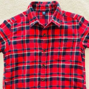 UNIQLO FLANNEL CHECKED LONG SLEEVE SHIRT BOYS SIZE 5 - 6 YEARS